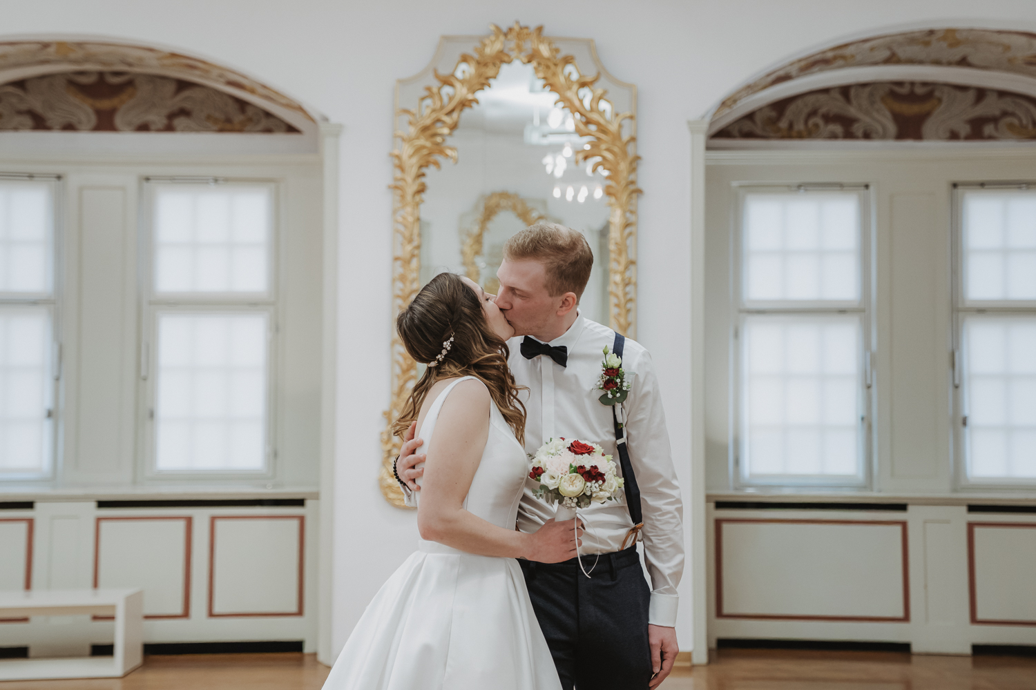 Spiegelsaal Schloss Neuhaus Standesamt Hochzeitsfotograf Paderborn