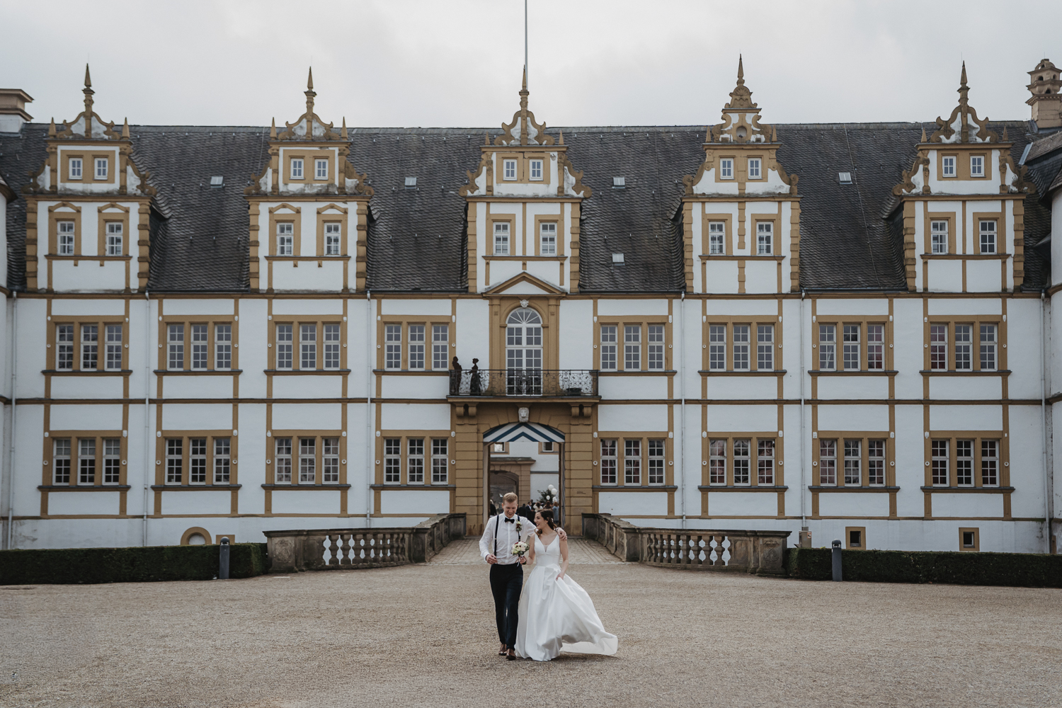 Standesamt Paderborn Hochzeitsfotografin Schloss Neuhaus
